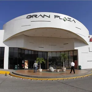 Apartamento Torre Con Alberca A 1 Cuadra De La Playa, Mazatlán